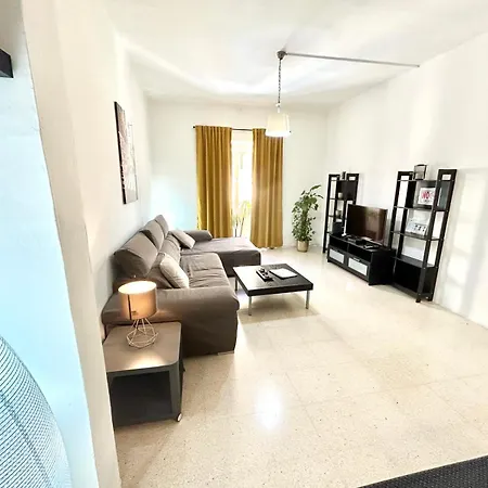 St Julians - Balluta Bay Large 3 Bedroom