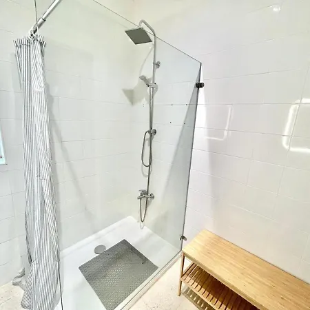 St Julians - Balluta Bay Large 3 Bedroom *